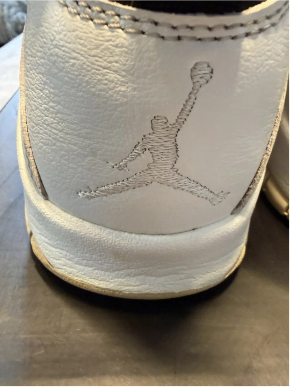 Size 8.5 Air Jordan 10 Retro I'm Back Men's White 310805-104Sneakers With OG Box